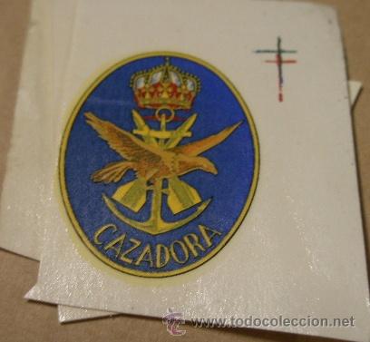 Militaria: 2 calcomanias de 3'5 cms Cazadora