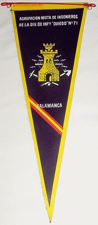 Military Antiques: ANTIGUO BANDERIN DE LA AGRUPACION MIXTA DE INGENIEROS DE LA DIVISION DE INFANTERIA OVIEDO N&ordm; 71 - SA
