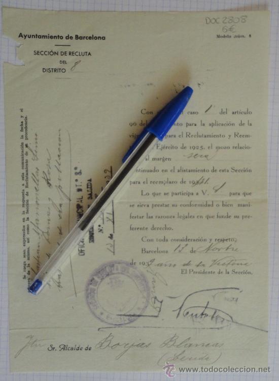 Militaria: Documento tama&ntilde;o cuartilla del Ayuntamiento de Barcelona. Secci&oacute;n de Recluta del Distrito 8. 1941.
