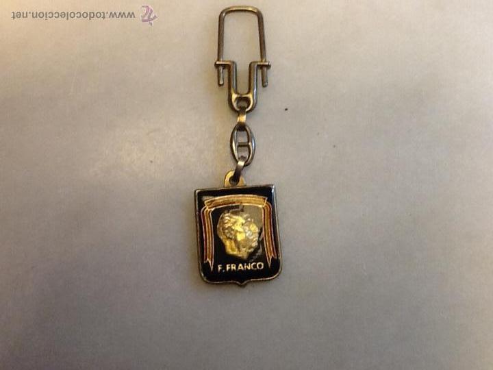 Militaria: RARO LLAVERO DE FRANCISCO FRANCO. A&Ntilde;OS 50-60