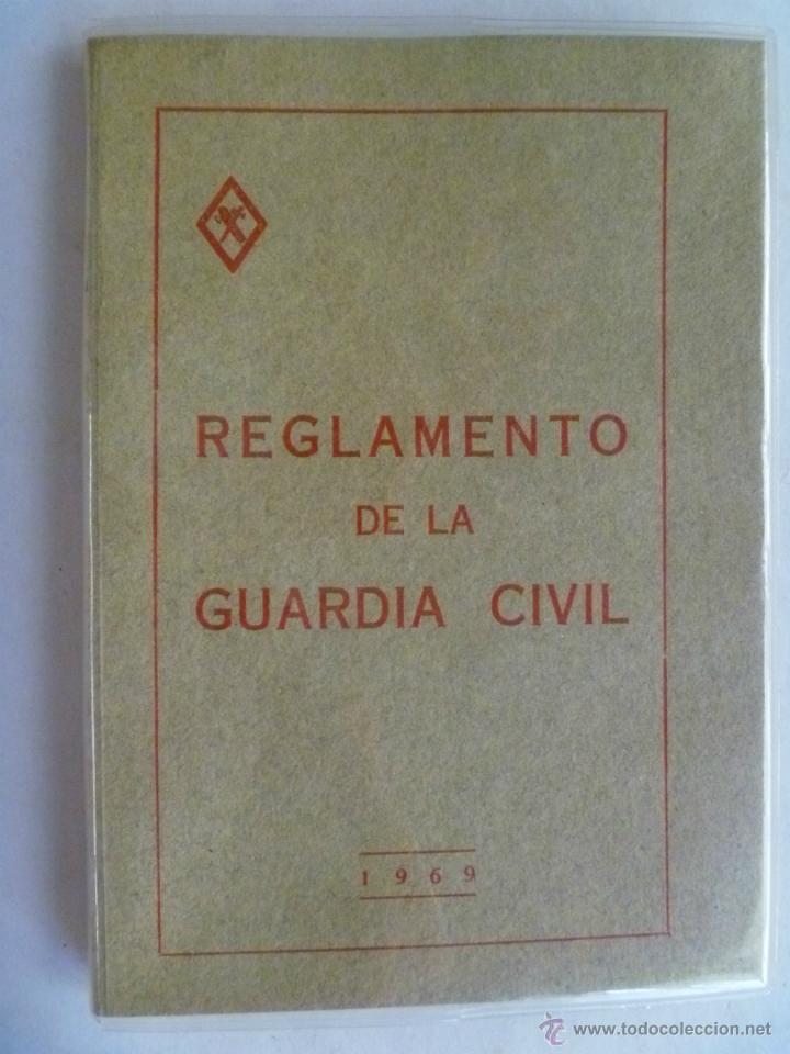Militaria: REGLAMENTO DE LA GUARDIA CIVIL , 1969