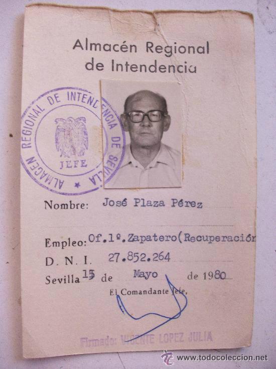 Militaria: INTENDENCIA MILITAR: CARNET DE ZAPATERO , ALMACEN REGIONAL DE INTENDENCIA . SEVILLA.