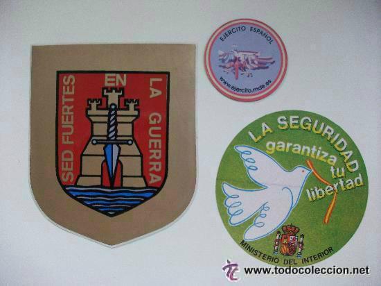 Militaria: LOTE DE 2 PEGATINAS DEL EJERCITO Y DE LA POLICIA Y UN IMAN PUBLICITARIO DEL EJERCITO...