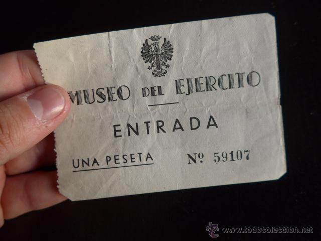 Militaria: Antigua entrada del museo de ejercito - Foto 1