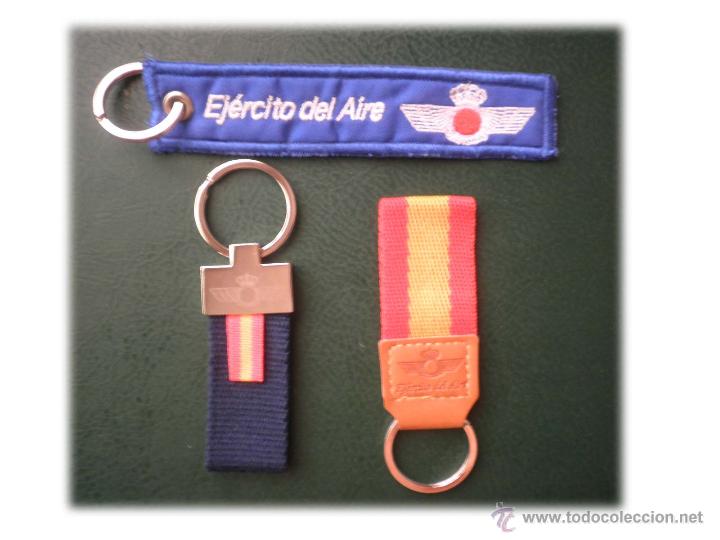 Militaria: Tres llaveros del Ej&eacute;rcito del Aire - Foto 1