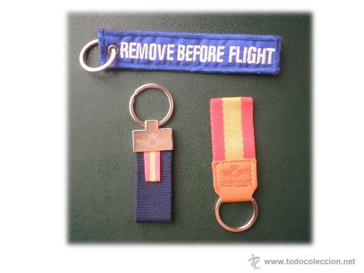 Militaria: Tres llaveros del Ej&eacute;rcito del Aire - Foto 2