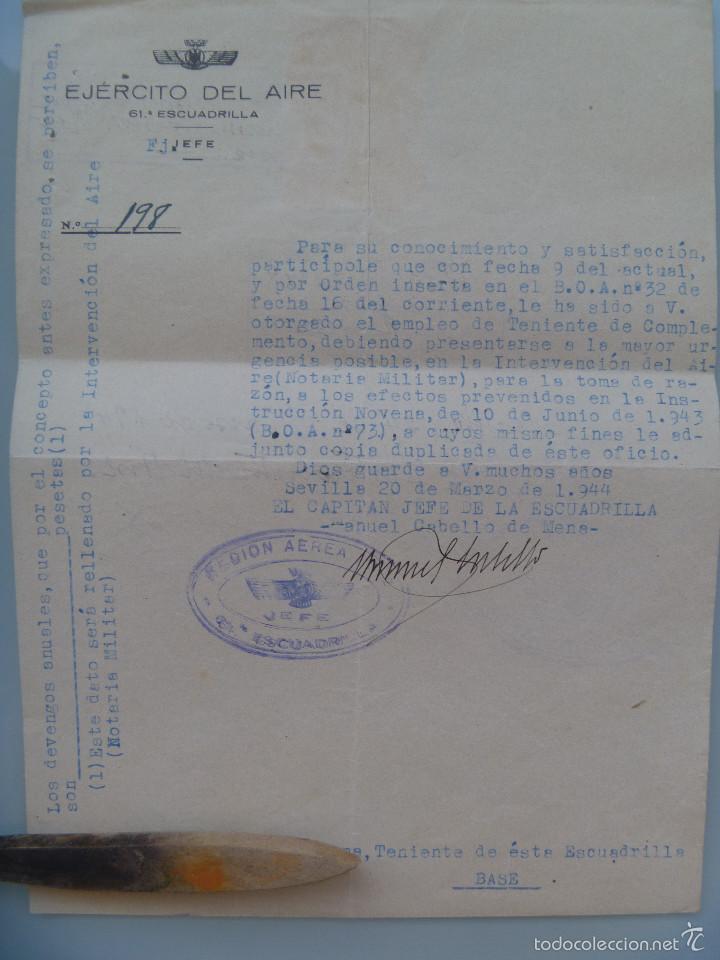 Militaria: AVIACION , EJERCITO DEL AIRE 61&ordf; ESCUADRILLA : NOTIFICACION ASCENSO A TENIENTE. SEVILLA, 1944