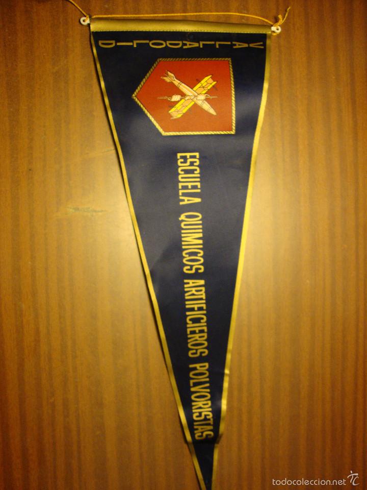 Military Antiques: ANTIGUO BANDERIN DE LA ESCUELA DE QUIMICOS ARTIFICIEROS POLVORISTAS DE VALLADOLID