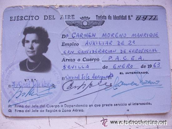 Militaria: AVIACION : CARNET DE AUXILIAR DE 2&ordf;, SUBOFICIAL. UNA MUJER. SEVILLA, 1963