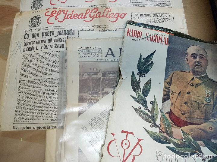 Militaria: PERIODICOS GUERRA CIVIL EL IDEAL GALLEGO Y ABC