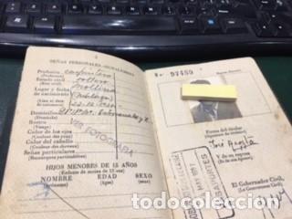 Militaria: PASAPORTE Y FUNDA - Foto 4