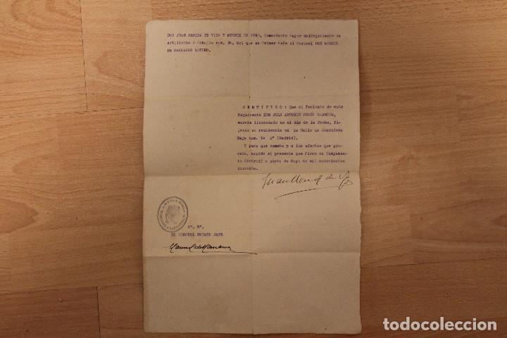 Militaria: JUAN M&Eacute;NDEZ DE VIGO Y M&Eacute;NDEZ DE VIGO, FIRMA, 1940, 43,50X23,50 CM
