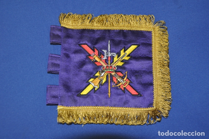 Militaria: Espa&ntilde;a. Bander&iacute;n de La Legi&oacute;n 8&ordf; Compa&ntilde;&iacute;a II Bandera. 14x15 cm