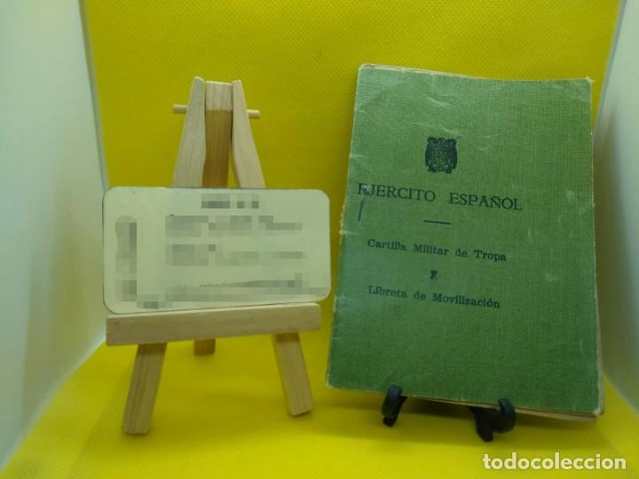 Militaria: Cartilla militar 1945