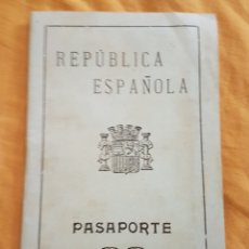 Militaria: PASAPORTE REPÚBLICA ESPAÑOLA 1933 PARA TODAS LAS NACIONES MENOS RUSIA. Lote 170133009