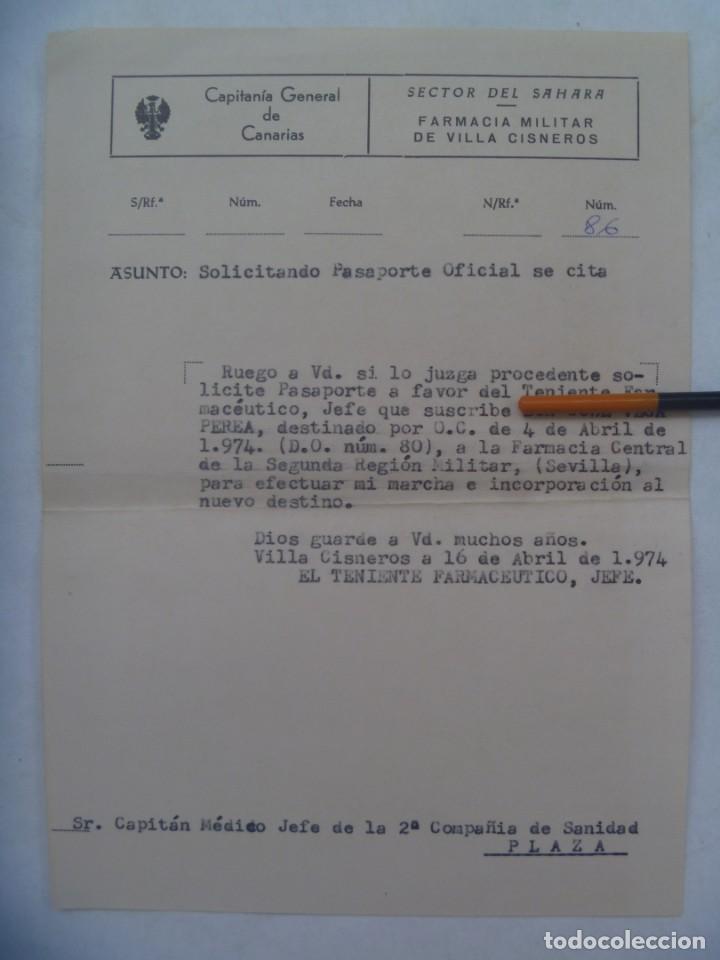 Militaria: CAPITANIA GENERAL CANARIAS - SECTOR SAHARA - FARMACIA VILLA CISNEROS: PASAPORTE TENIENTE. 1974