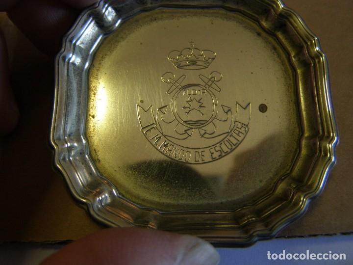 Militaria: Platillo de alpaca conmemorativo, Estado Mayor de Mando de Escoltas. Espa&ntilde;a. Joyer&iacute;a Jar, Ferrol.