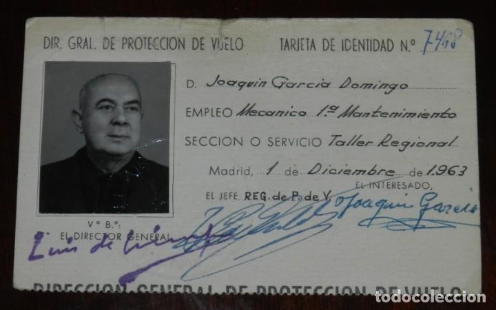 Militaria: TARJETA DE IDENTIDAD DE LA DIR. GRAL. DE PROTECCION DE VUELO, MECANICO DE MANTENIMIENTO, A&Ntilde;O 1963, M