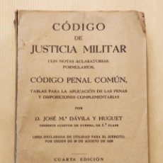 Militaria: LIBRO CODIGO DE JUSTICIA MILITAR BURGOS 1938. Lote 243160275