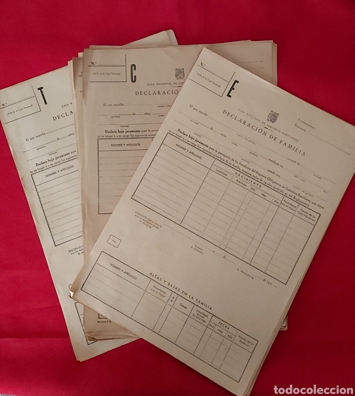 Militaria: Lote Impresos V&iacute;rgenes Franquistas - Subsidios Familiares declaraci&oacute;n familia