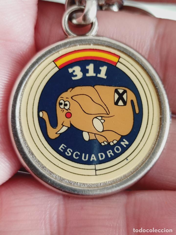 Militaria: ESCUADRON 311 EJERCITO AIRE ELEFANTE ILUSTRACI&Oacute;N MUSEO CUATRO VIENTOS LLAVERO METAL 3,5 CMS