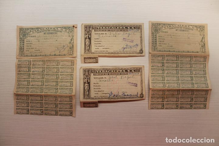 Militaria: 4 TARJETAS DE FUMADOR, CUPONES RACIONAMIENTO DE TABACO