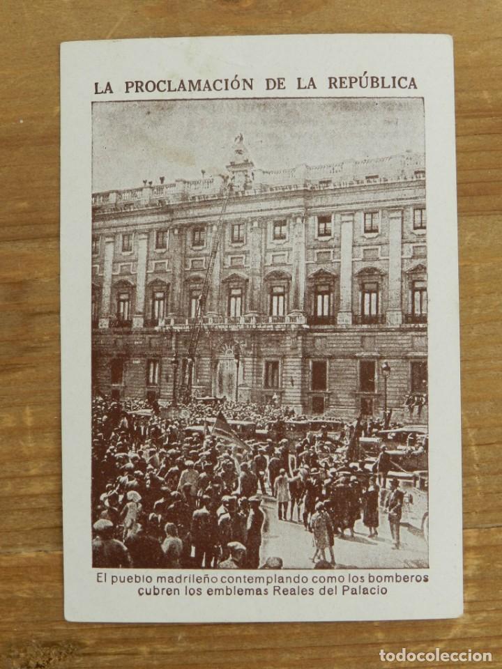 Militaria: LA PROCLAMACION DE LA REPUBLICA, EL PUEBLO MADRILE&Ntilde;O CONTEMPLANDO COMO LOS BOMBEROS CUBREN LOS EMBLE