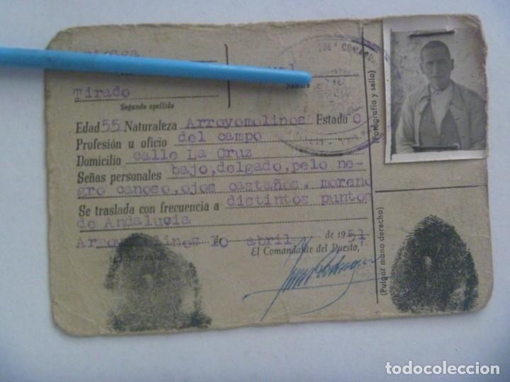 Militaria: GUERRA CIVIL : TARJETA PROVISIONAL DE IDENTIDAD DE PAISANO DE ARROYOMOLINOS DE LEON ( HUELVA ), 1951