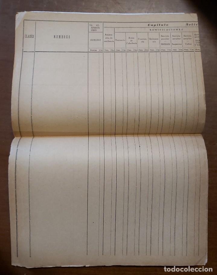 Military Antiques: Documento en blanco de doble folio, sobre nominas de la guardia civil, 19_ _