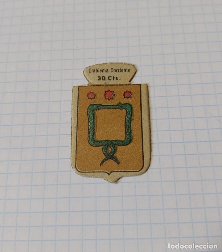 Military Antiques: Cartoncito Emblema corriente 30 cts, Valdivia, serie B n&ordm; 25