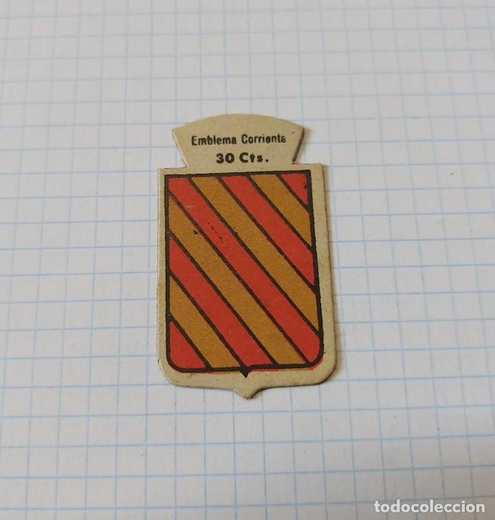 Military Antiques: Cartoncito de auxilio social, Emblema corriente 30 cts, Li&ntilde;an, serie B, n&ordm; 136 ?