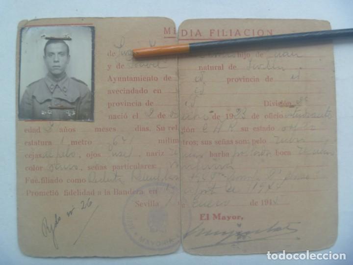 Militaria: AGRUPACION TROPAS DE INTENDENCIA N&ordm; 2 - SERVICIOS REGIONALES: TARJETA MEDIA FILIACION. SEVILLA 1945