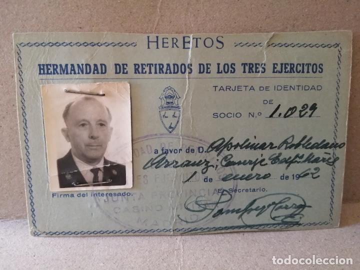 Militaria: antiguo carnet hermandad de retirados de los tres ejercitos ver fotos