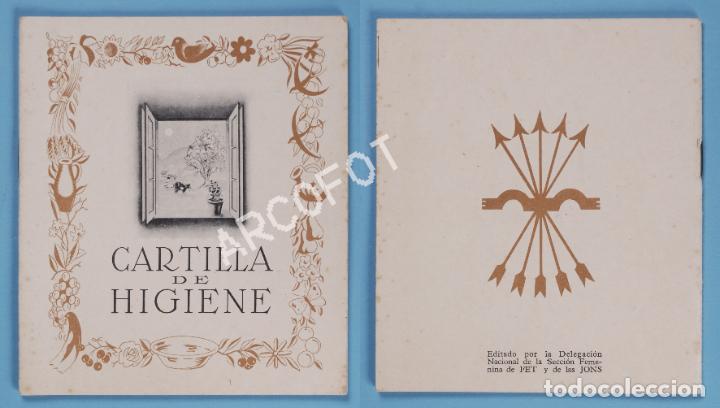 Militaria: CARTILLA DE HIGIENE 1&ordf; EDICI&Oacute;N - CAMPA&Ntilde;A DE HIGIENE A&Ntilde;O 1944 - SECCI&Oacute;N FEMENINA - LA DE LA FOTO