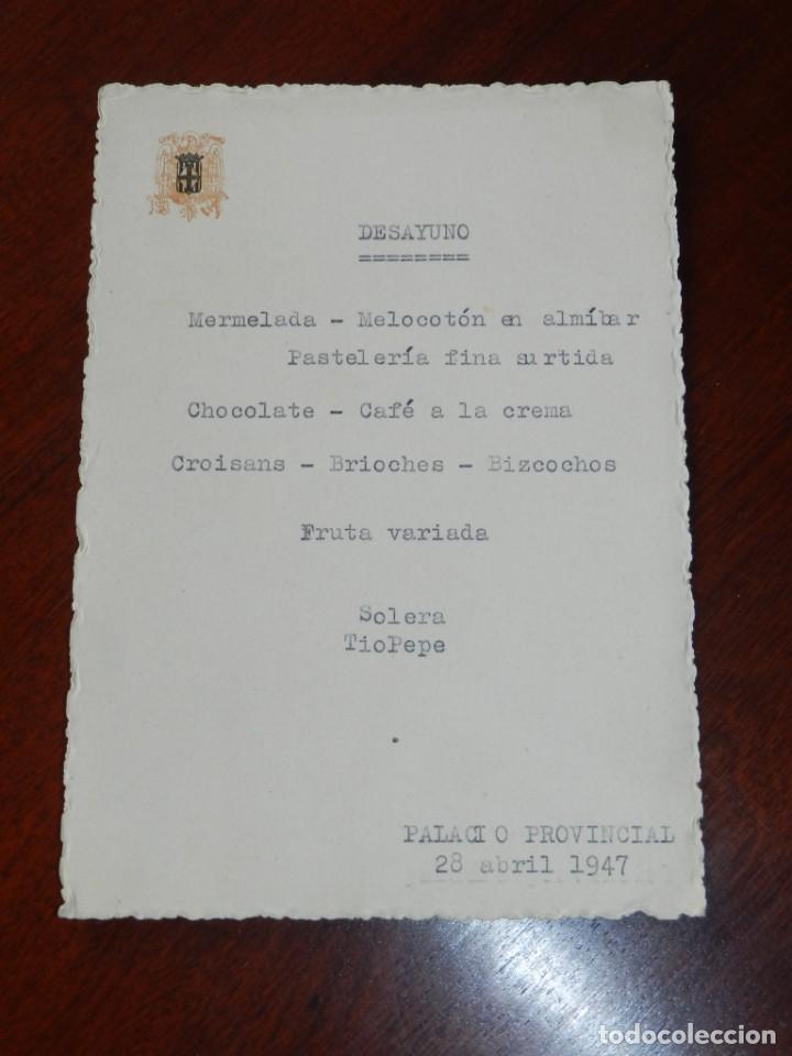 Militaria: MINUTA DE DESAYUNO CELEBRADO EN EL PALACIO PROVINCIAL EL 28 DE ABRIL SDE 1947, MIDE 16 X 10,5 CMS.