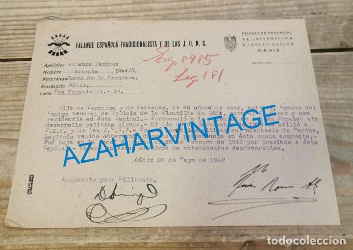 Militaria: CADIZ, 1942, CERTIFICADO CONDUCTA Y ANTECEDENTES FUTURO MILITANTE DE FALANGE