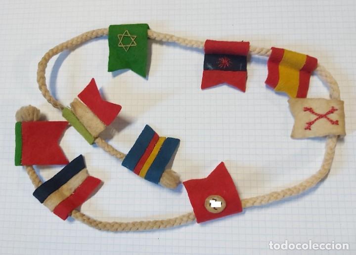 Military Antiques: Tira con banderitas de la &eacute;poca nazi