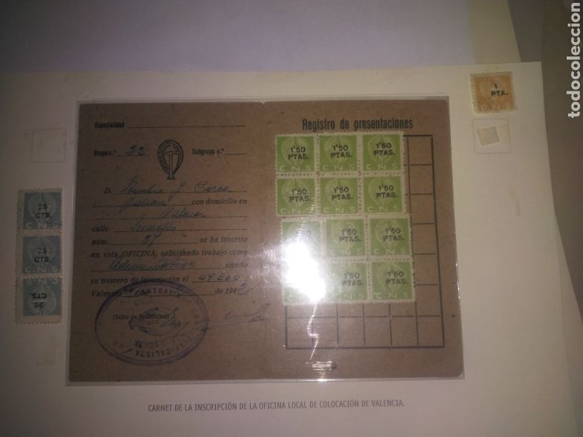 Militaria: CENTRAL NACIONAL SINDICALISTA, CARNET VALENCIA Y 16 SELLOS 1942