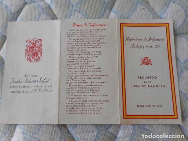 Militaria: RECUERDO JURA DE BANDERA REGIMIENTO INFANTERIA BADAJOZ N&ordm; 26. REEMPLAZO 1951