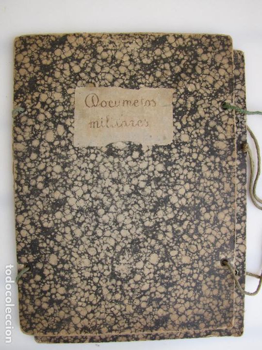 Militaria: 37.- Antigua carpeta para documentos militares. S. XIX. Vacia