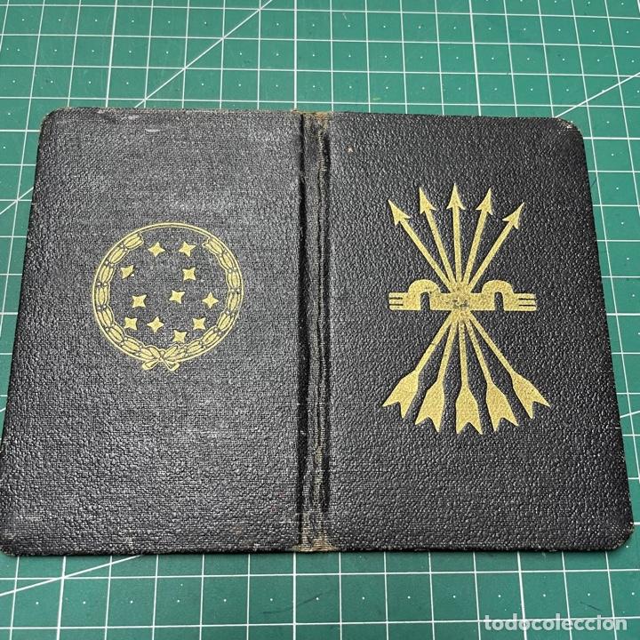 Militaria: Carnet de la vieja guardia de la Falange, provincia de Las Palmas