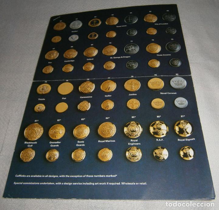 Militaria: catalogo en dos hojas de emblemas militares britanicos de la casa Benson & Legg LTD London