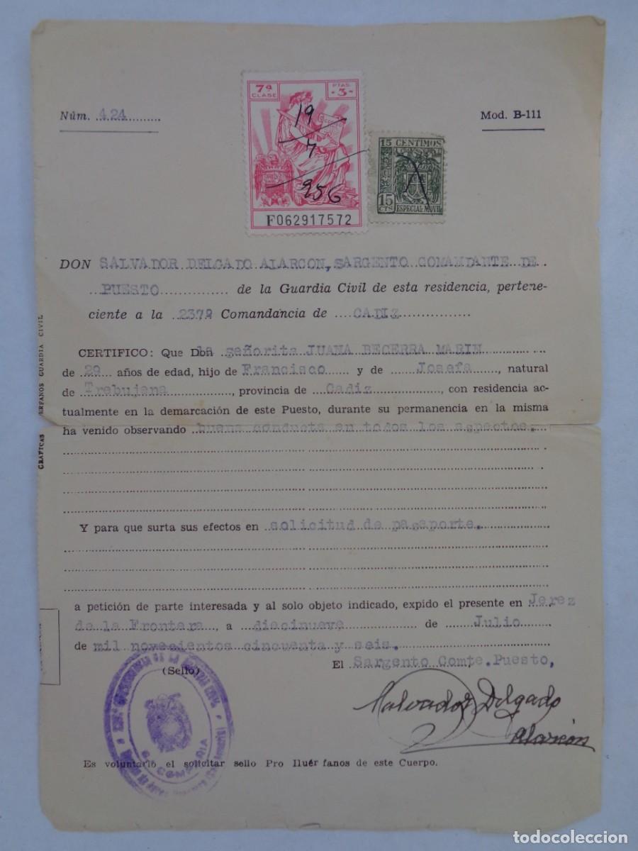 Militaria: GUARDIA CIVIL DE JEREZ DE LA FRONTERA: CERTIFICADO BUENA CONDUCTA DE SE&Ntilde;ORITA PARA PASAPORTE, 1956