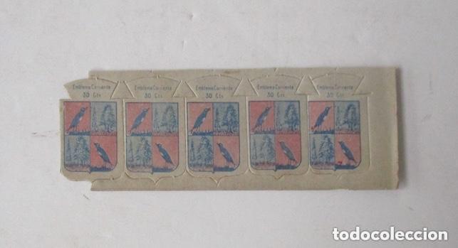 Military Antiques: CINCO EMBLEMAS DE PIEDRAHITA, AVILA - EMBLEMA CORRIENTE - AUXILIO SOCIAL