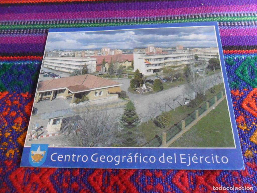 Militaria: PEGATINA ADHESIVO CEGET CENTRO GEOGR&Aacute;FICO DEL EJ&Eacute;RCITO. A&Ntilde;OS 80. 10,5X8,5 CMS.