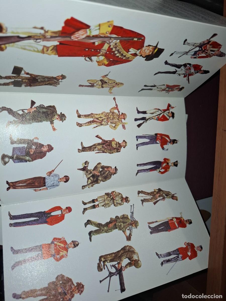 Militaria: Evoluci&oacute;n de los ej&eacute;rcitos. 8 desplegables - Foto 2