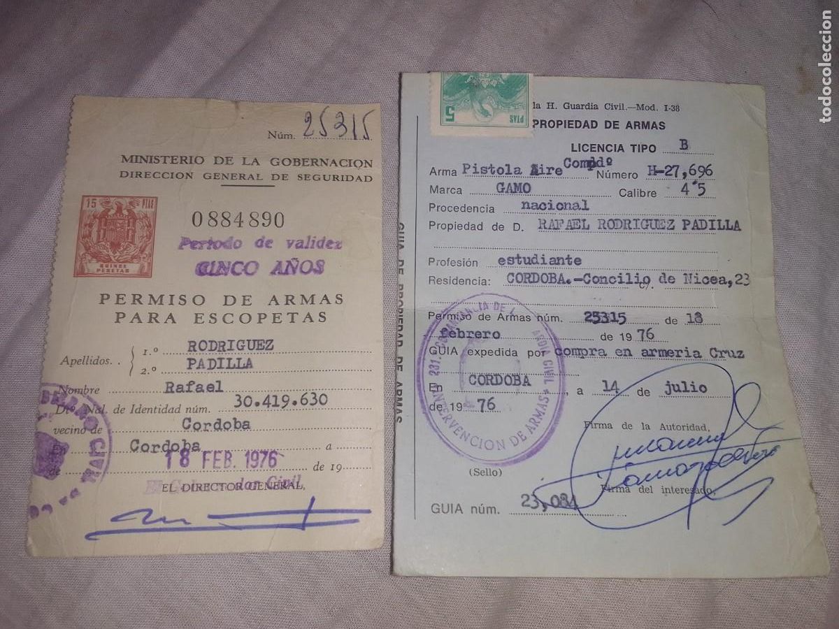 Militaria: 2 permisos de armas de 1976 - Foto 1
