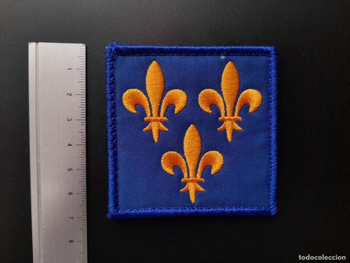 Militaria: Parche Flor de Lis Bordado - Foto 2