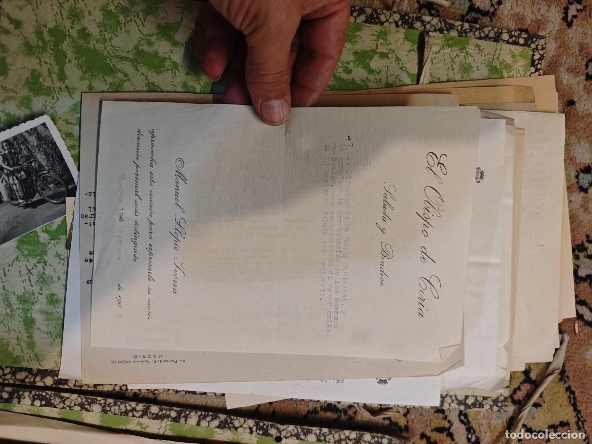 Militaria: Lote C&aacute;ceres documentos y programas Falange - Foto 16