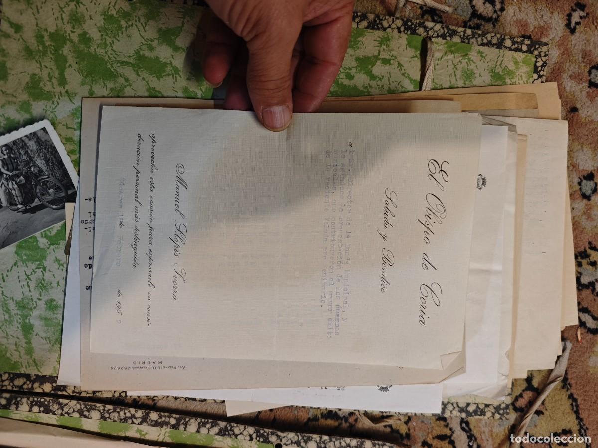 Militaria: Lote C&aacute;ceres documentos y programas Falange - Foto 17